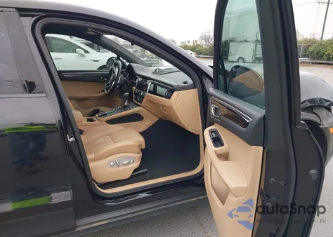 2019 Porsche Macan z USA, uszkodzony, nr VIN WP1AA2A55KLB05821